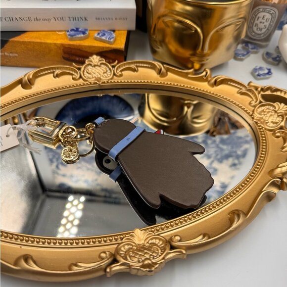 🆕 TORY BURCH 🧿 NWT NIB Pete the Penguin Keychain / Key Fob - Picture 7 of 12